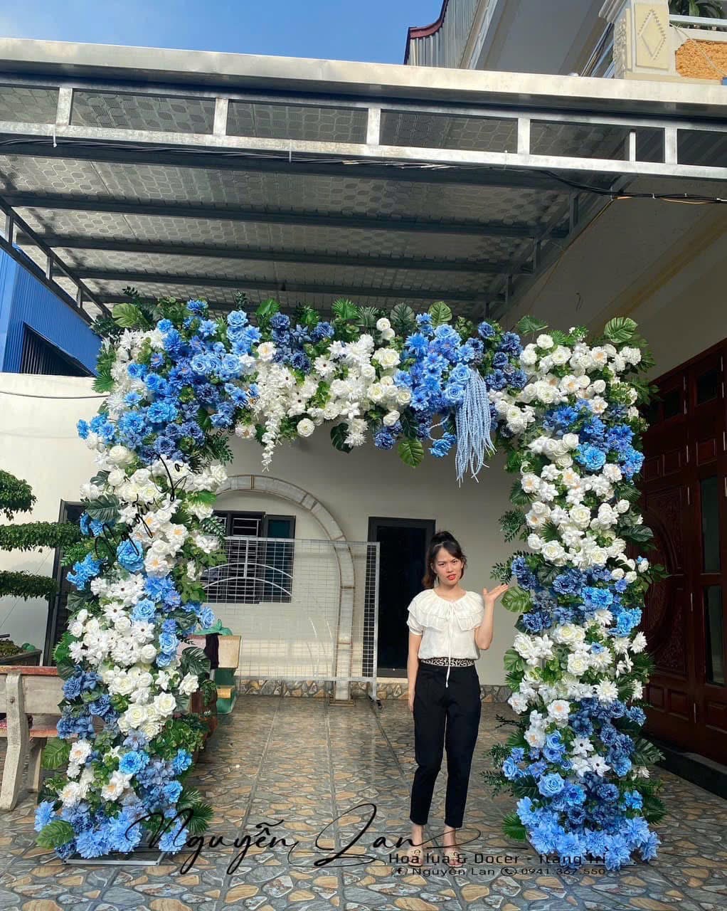 Cổng Cưới Tông Trắng Xanh - CC005