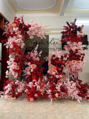 cổng cưới vuông tông hồng đỏ - CC018