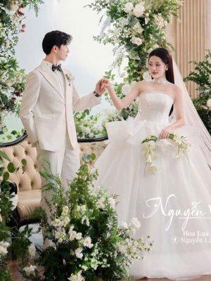 Cổng Studio xanh trắng hoa nhí - CS002