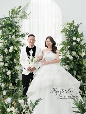 Cổng Studio trụ lá xanh hoa trắng- CS023