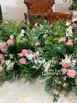 Khóm Chân Cổng Cafe - Nhà Hàng tông màu hồng sen - KCQ003