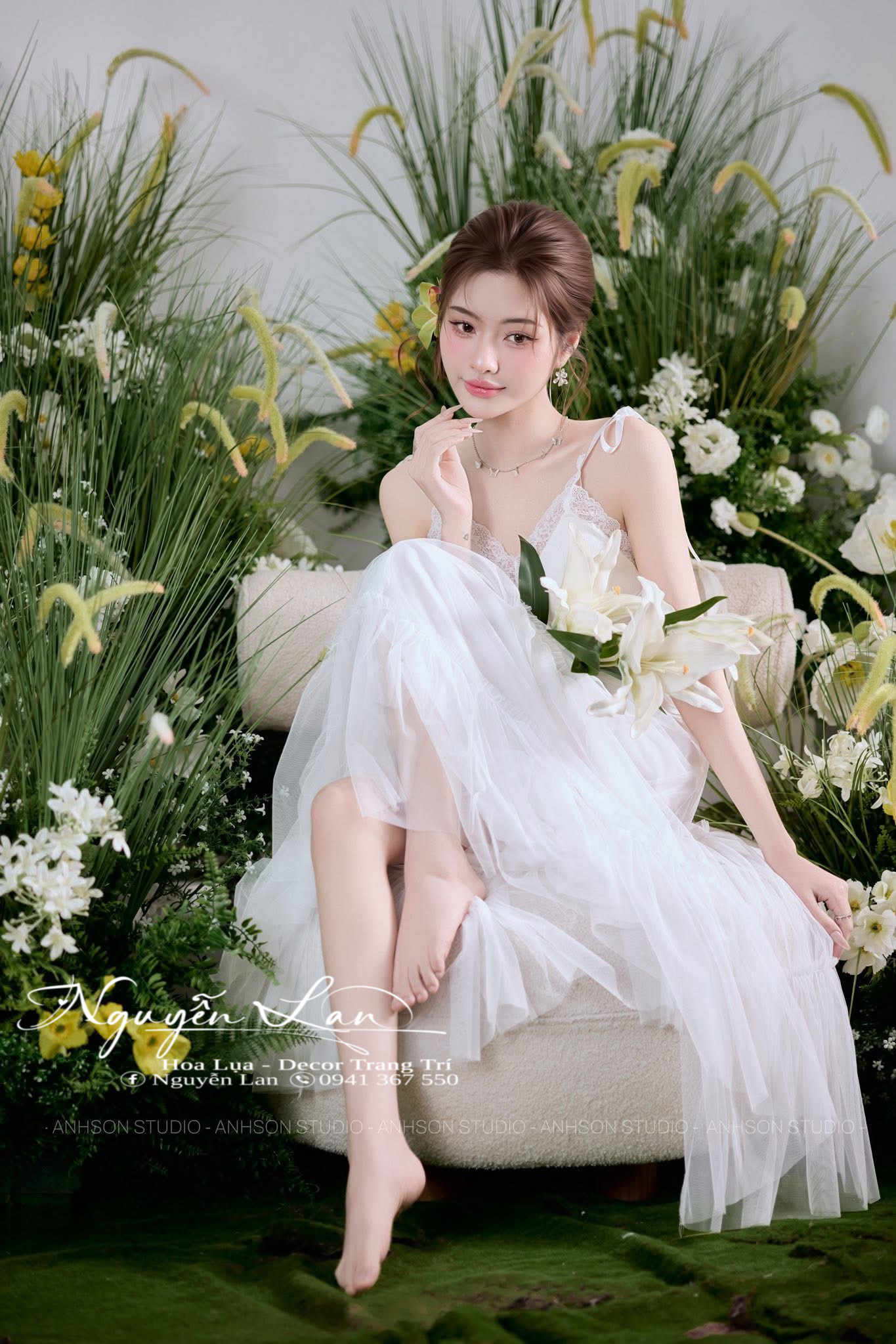 Khóm chân cổng studio lau vàng - KCS002